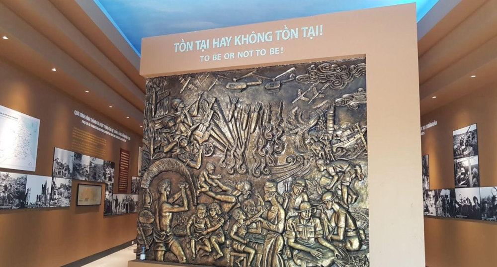 Artifacts and photographs at the site vividly convey the hardship and strength of Vinh Moc villagers 